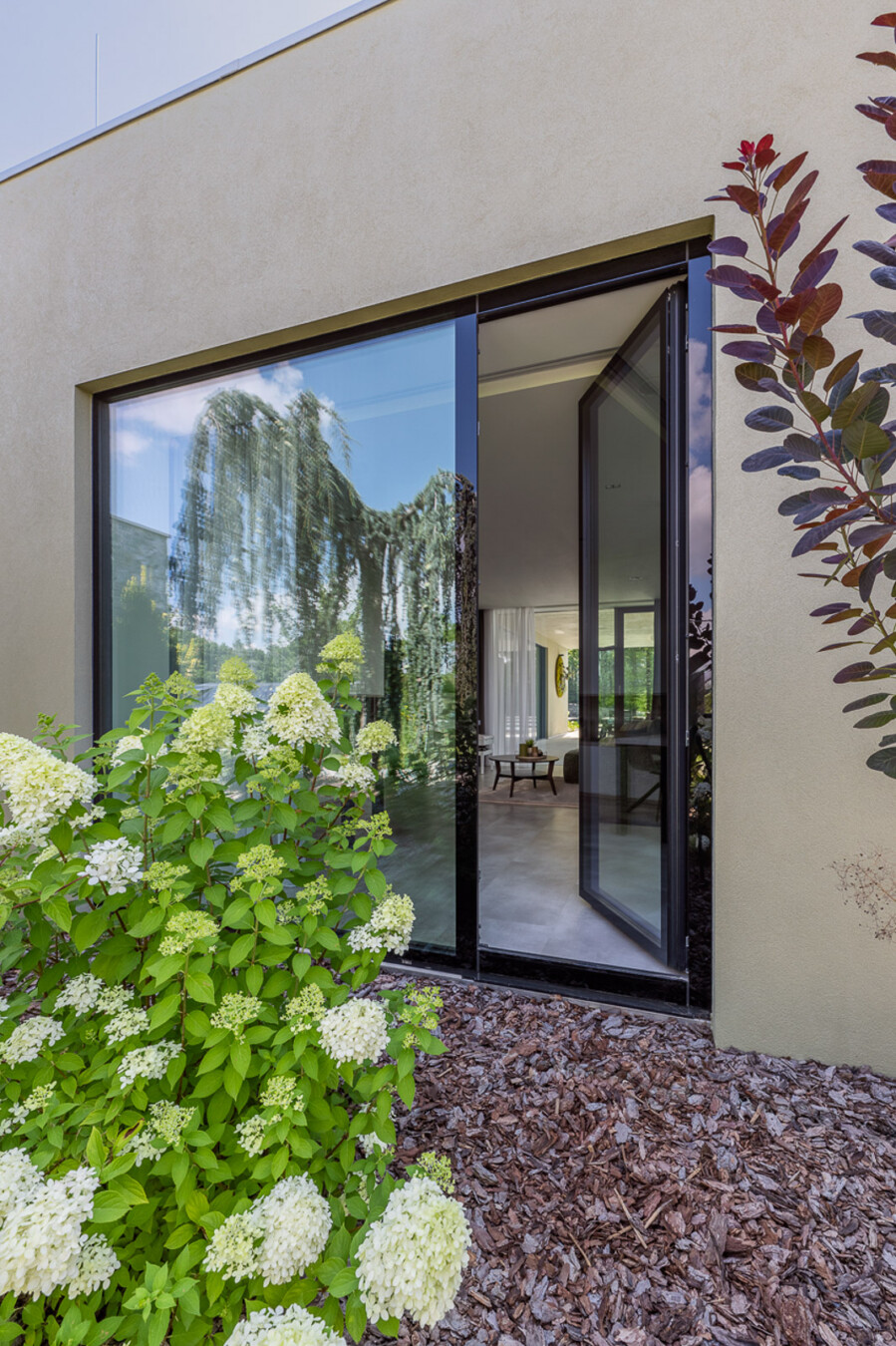 air-lux_fixed glazing_all glass design