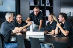 air-lux_Karriere_Büro_Projektleitung_Meeting