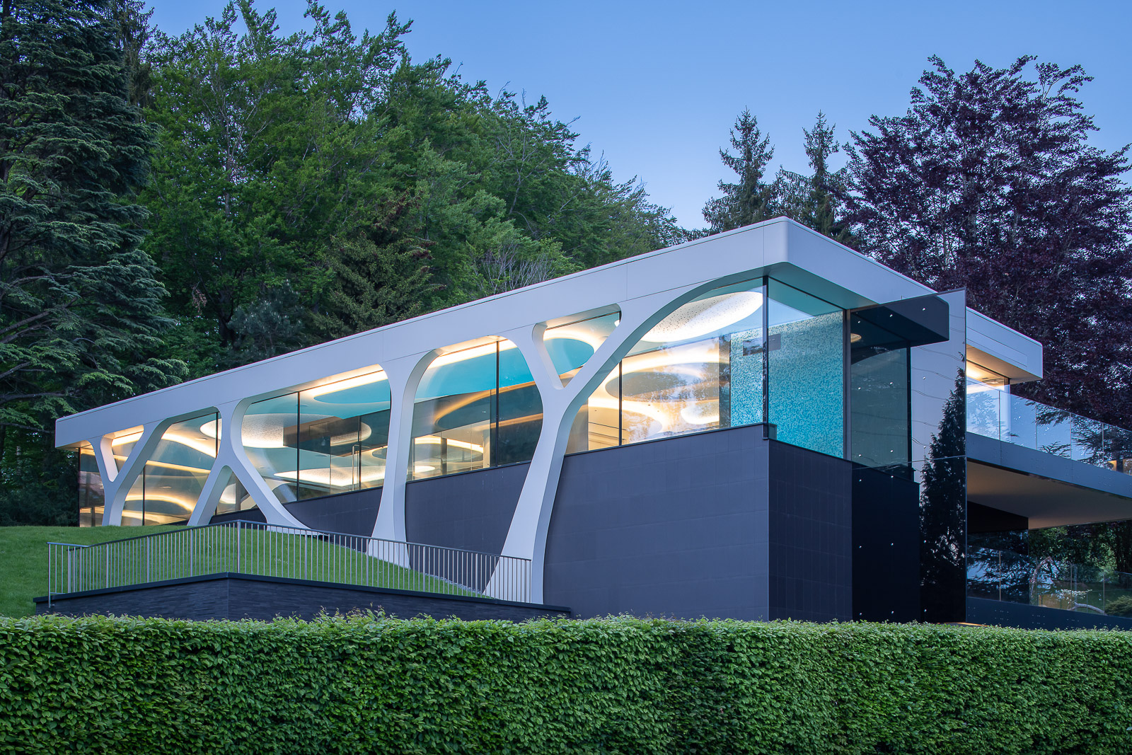Air Lux Reference Poolhouse Western Switzerland Sliding Window Evening
