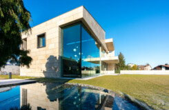 air-lux_referenz_Lofthaus am Sihlsee_Aussenansicht_Eckverglasung