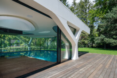 air-lux_referenz_poolhaus_westschweiz_schiebefenster offen