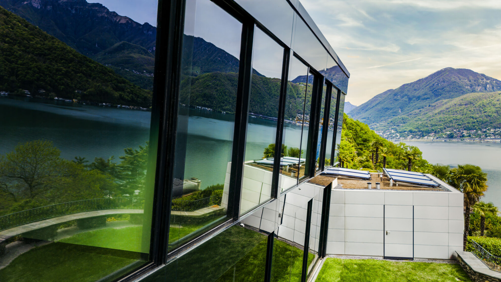 Air Lux Referenz Villa Im Tessin Geneigt