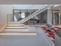 Air Lux Referenz Villa Oberer Zürichsee Treppenaufgang