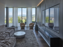 Air Lux Referenz Villa Oberer Zürichsee TV Zimmer (1)